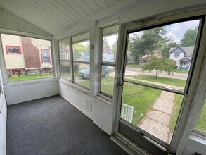 727 Wheaton Ave in Kalamazoo, MI - Building Photo - Building Photo