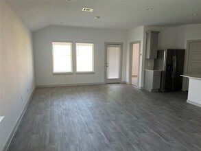 7919 Cattleman Vly Dr in Arcola, TX - Building Photo - Building Photo