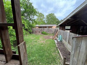 13724 Brigadier Dr in Willis, TX - Building Photo - Building Photo