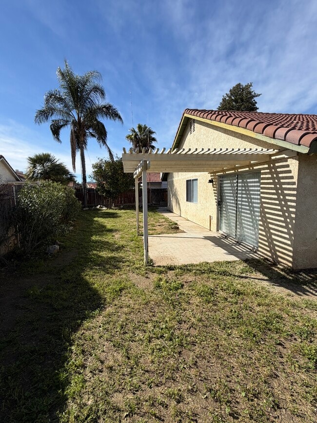 3865 Rexford Dr in Hemet, CA - Building Photo - Building Photo