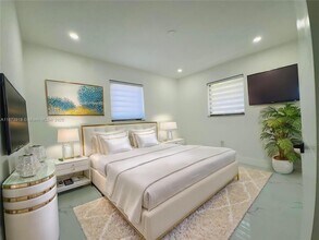 1440 N 71st Ave in Hollywood, FL - Building Photo - Building Photo