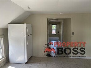 226 1/2 May Ave in Michigan City, IN - Building Photo - Building Photo