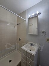 1028 E Mission Ave in Spokane, WA - Building Photo - Building Photo