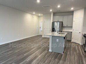 1528 Purple Coneflower Ave SE in Mableton, GA - Building Photo - Building Photo