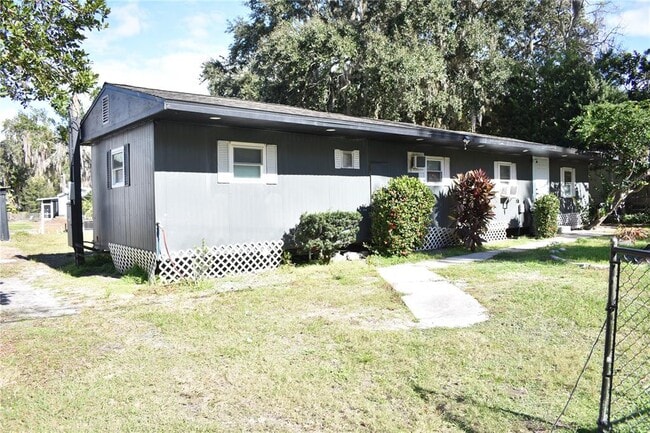 1954 Boat Club Rd in Oviedo, FL - Building Photo - Building Photo