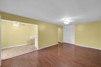 6 Shrewsbury Green Dr in Shrewsbury, MA - Building Photo - Building Photo