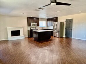 112 Janewood Ct in Folsom, CA - Building Photo - Building Photo