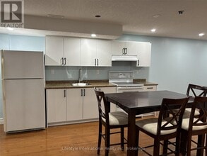 59 Marsh Crescent in Guelph, ON - Building Photo - Building Photo