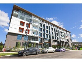 10828-1139A 139a St in Surrey, BC - Building Photo
