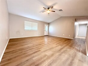 2607 Walker St in Bentonville, AR - Building Photo - Building Photo