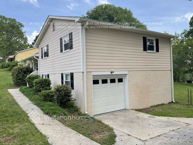4426 Bluebird Ln in Lithia Springs, GA - Building Photo - Building Photo