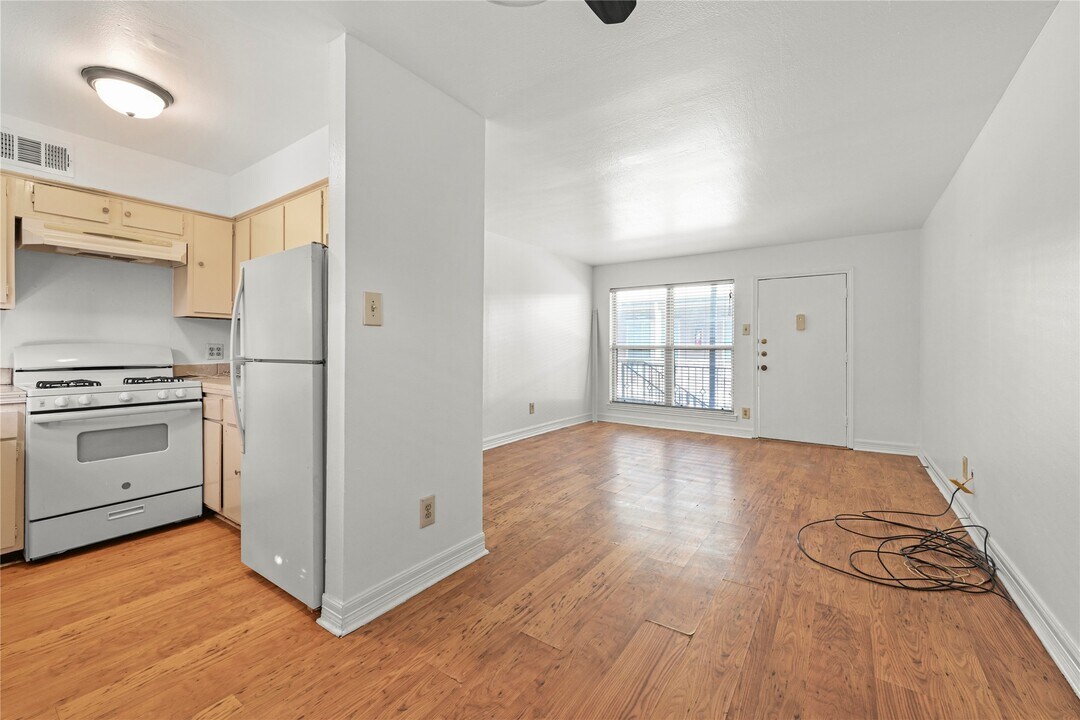 419 Marshall St in Houston, TX - Building Photo