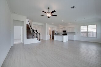 8806 Spinning Mill Dr in Missouri City, TX - Foto de edificio - Building Photo