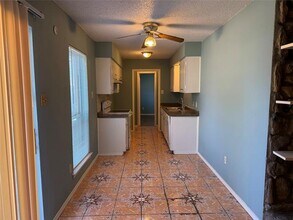 2414 March Ln in Grand Prairie, TX - Building Photo - Building Photo