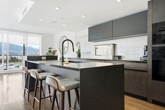 620 Cardero St, Unit SI ID1515261P in Vancouver, BC - Building Photo - Building Photo