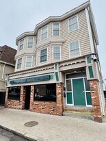 163 Atwells Ave, Unit 3R in Providence, RI - Building Photo