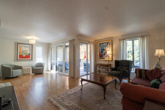 43 Forest Ln, Unit 43 in San Rafael, CA - Building Photo - Building Photo
