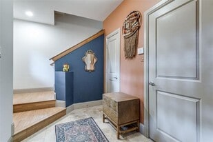 5914 Hudson St in Dallas, TX - Building Photo