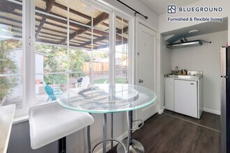 251 C St in Redwood City, CA - Building Photo - Building Photo