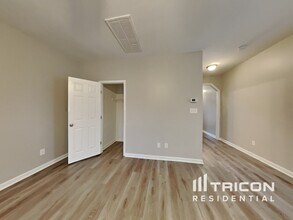 731 Longitude Way in Raleigh, NC - Building Photo - Building Photo