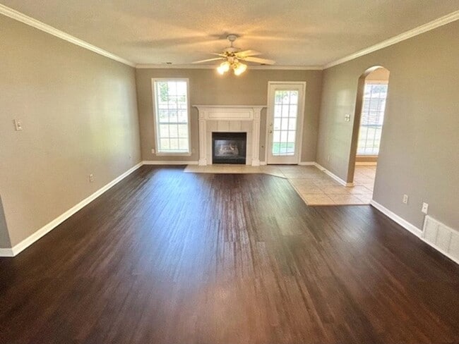 4549 Meadow Cliff Dr in Memphis, TN - Building Photo - Building Photo