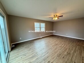 505 SE Florence Ave in Lee's Summit, MO - Building Photo - Building Photo