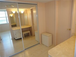 750 N Ocean Blvd, Unit 810 in Pompano Beach, FL - Building Photo - Building Photo