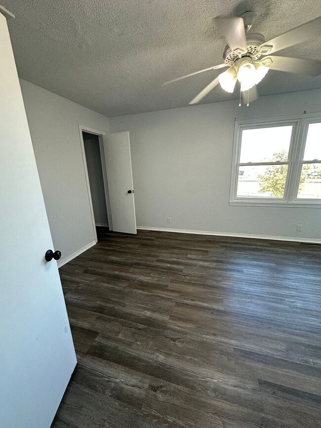 3554 W State St in Springfield, MO - Building Photo - Building Photo