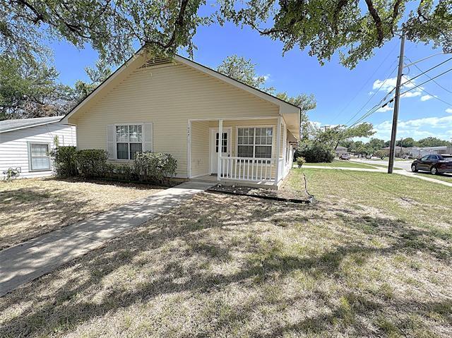 1023 Fannin St in Denton, TX - Building Photo - Building Photo