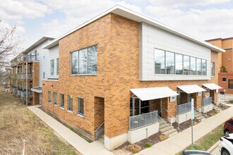 301 S Livingston St in Madison, WI - Foto de edificio - Building Photo