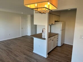 14 Hilltop Terrace in Highlands, NJ - Foto de edificio - Building Photo