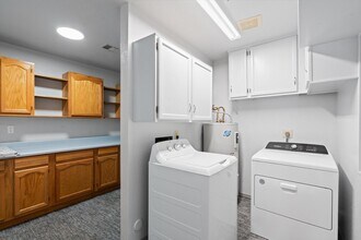 Manhatton in Tempe, AZ - Building Photo - Building Photo