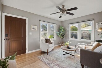 955 Aspen St in Chico, CA - Building Photo - Building Photo
