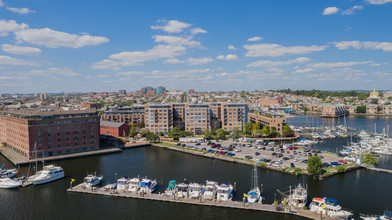 The Crescent at Fells Point in Baltimore, MD - Foto de edificio - Building Photo