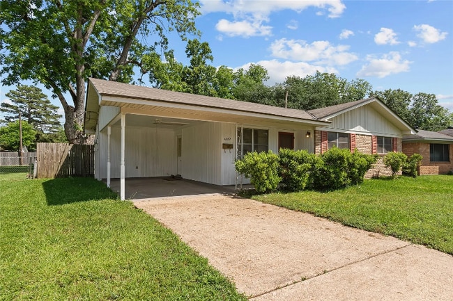 4209 Lark St in Bossier City, LA - Building Photo - Building Photo