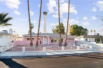 2112 S Van Patten Pl in Las Vegas, NV - Building Photo - Building Photo