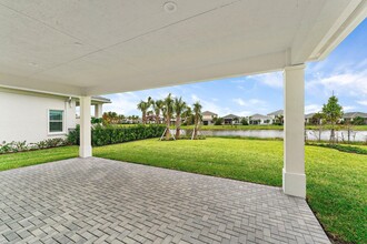 12573 Nautilus Cir in Palm Beach Gardens, FL - Building Photo - Building Photo