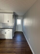 102 Lake Spring Ct in Elizabethtown, KY - Foto de edificio - Building Photo