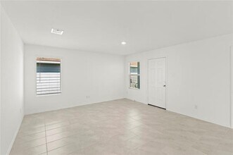 6101 Determine in Forney, TX - Building Photo - Building Photo