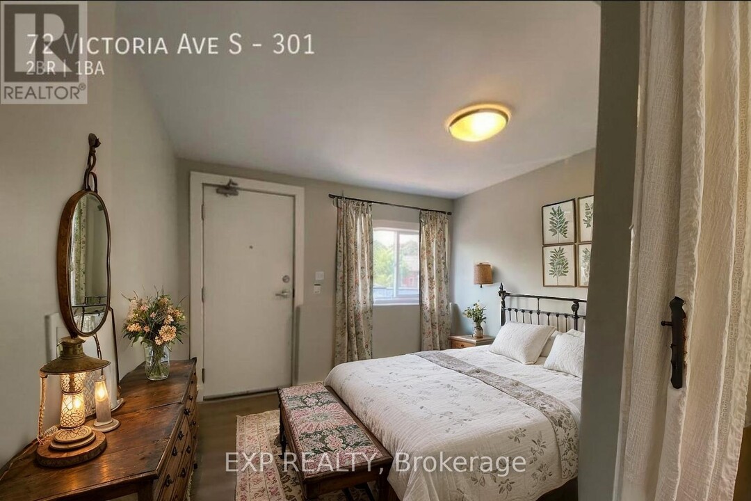 72-372 Victoria Ave S in Hamilton, ON - Building Photo
