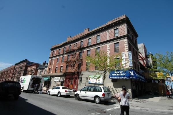 6024 5th Ave in Brooklyn, NY - Building Photo - Building Photo