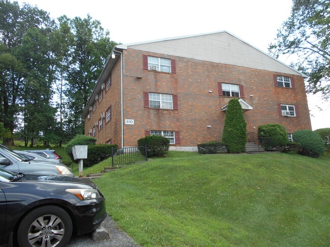 802 E Turner St in Allentown, PA - Building Photo - Building Photo