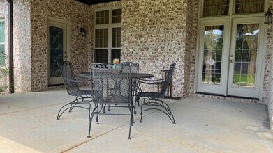 1212 Weatherford St in Auburn, AL - Building Photo - Building Photo
