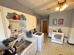59 Victoria St, Unit 2 in Somerville, MA - Building Photo - Building Photo
