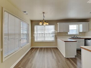 1172 Cumberland Creek Way SW in Marietta, GA - Foto de edificio - Building Photo