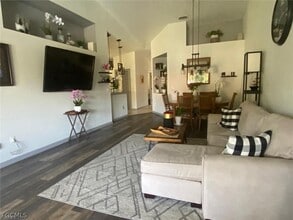 7564 Silver Trumpet Ln in Naples, FL - Building Photo - Building Photo