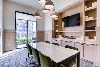 Harper Lake Houston in Humble, TX - Foto de edificio - Building Photo