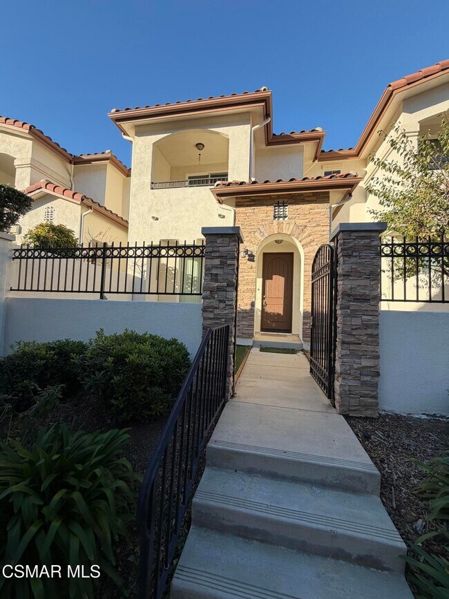 1194 Vista Canyon Ln in Thousand Oaks, CA - Building Photo - Building Photo