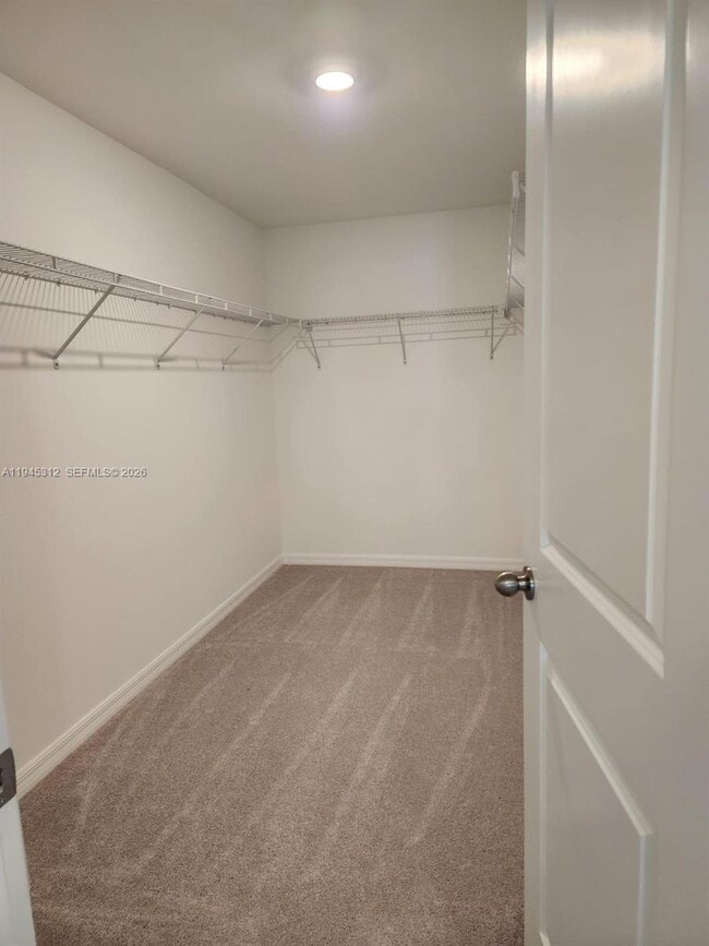 17711 Paradiso Wy in North Fort Myers, FL - Building Photo - Building Photo