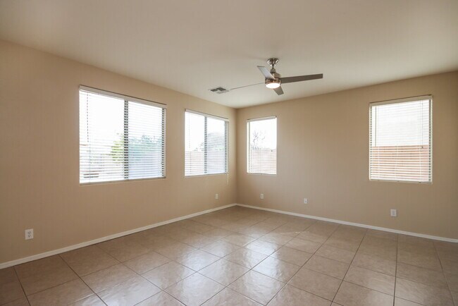 1450 E Mia Ln in Gilbert, AZ - Building Photo - Building Photo